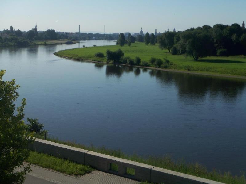Ambiente-An-Der-Elbe-Wohnung-Og Dresden Exterior photo